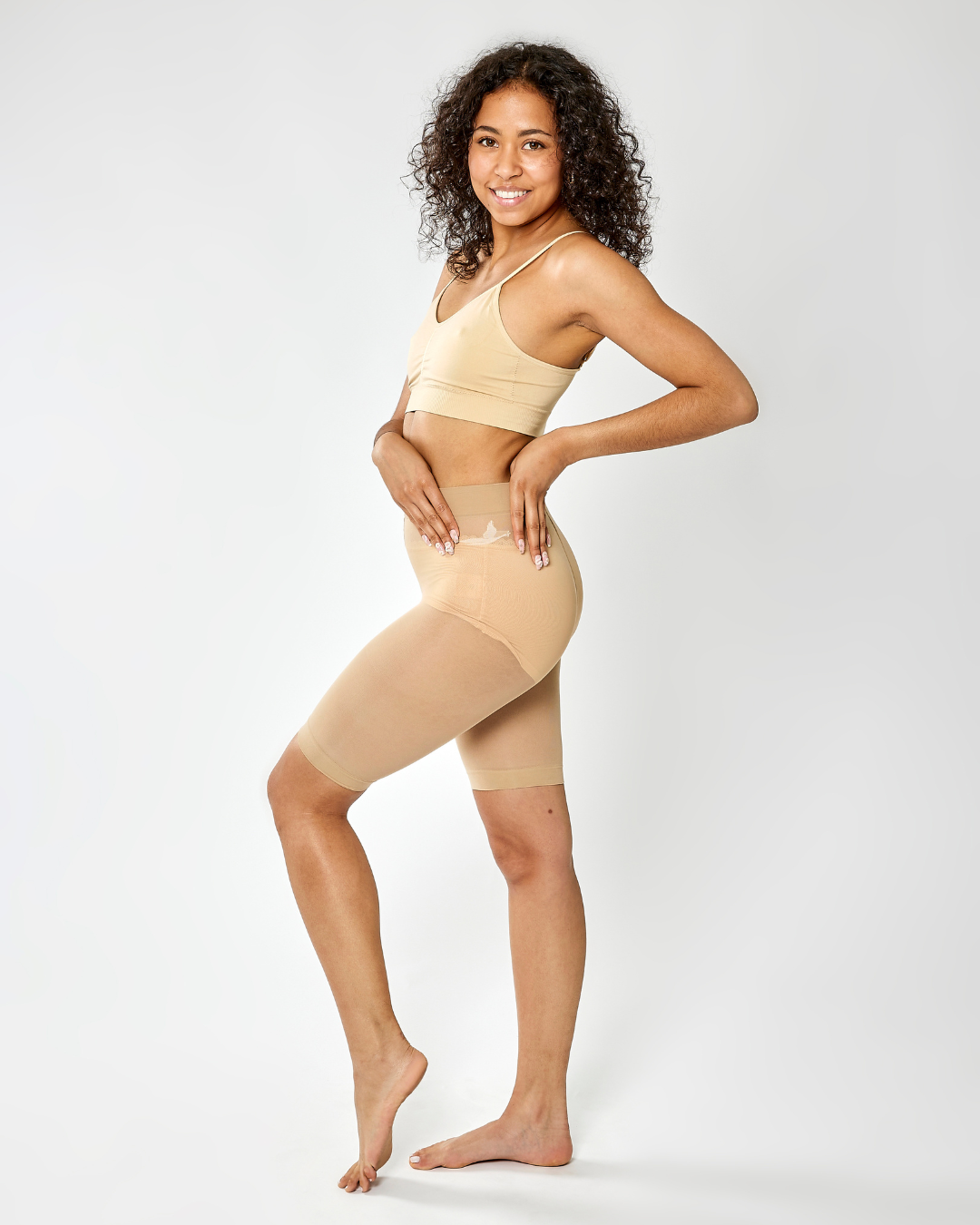 SHORTY MANIA box set: beige and black shorts