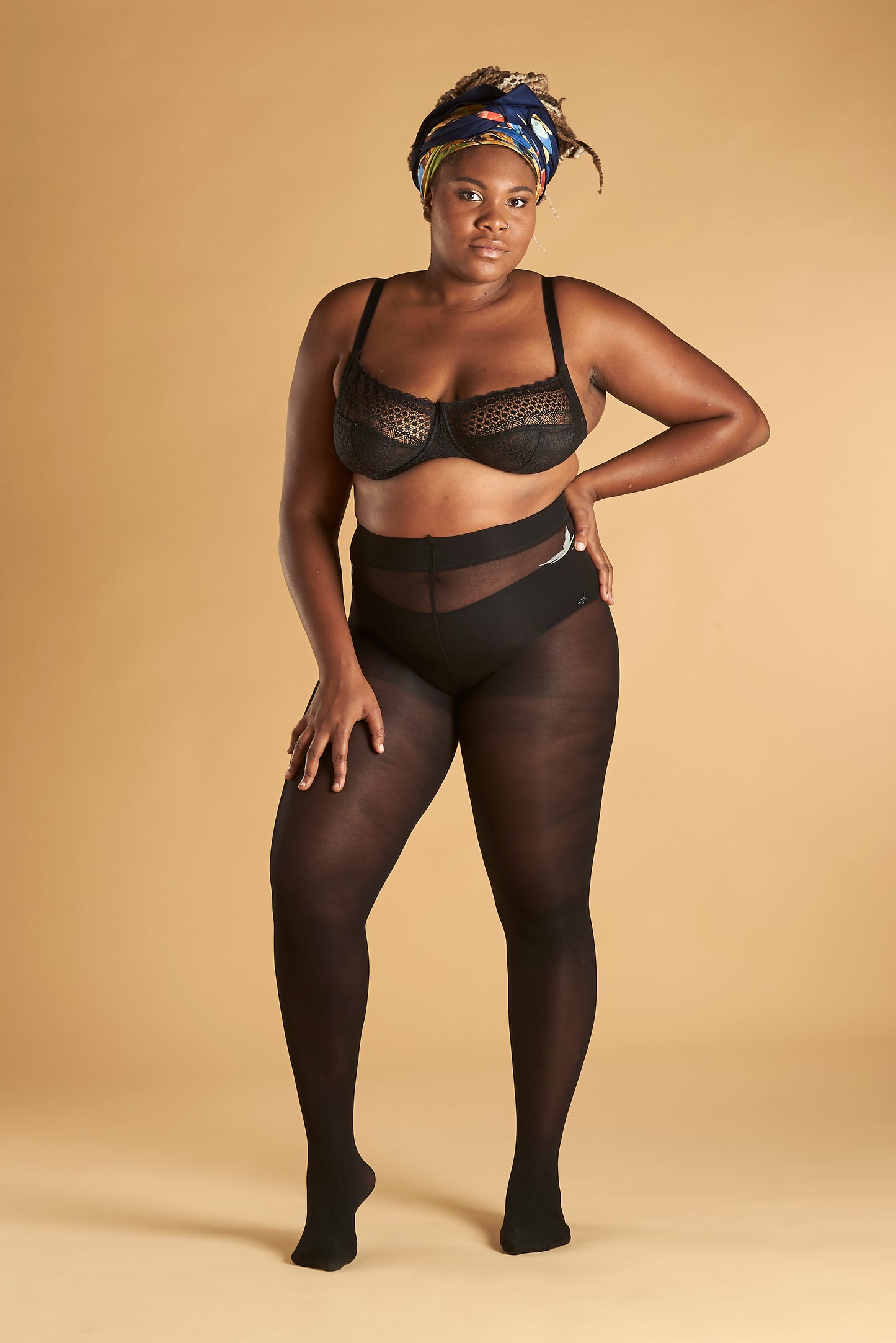 ELEGANCE Geschenkset: 40 Denier, schwarz und blau